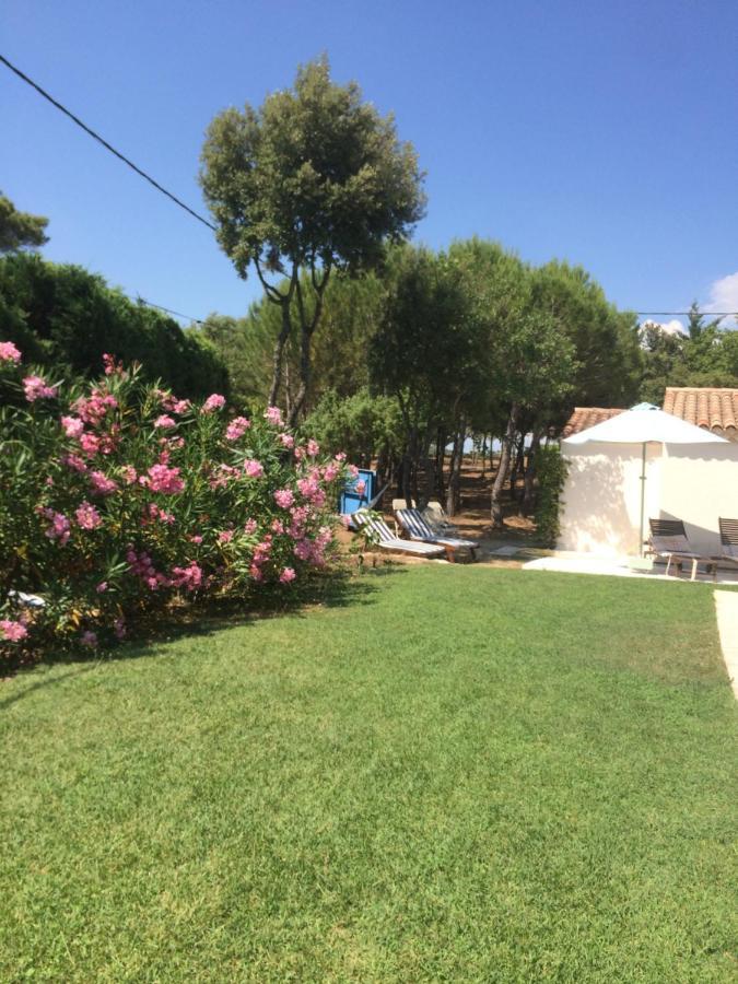 Bed and Breakfast La Tangana Rognes Экстерьер фото