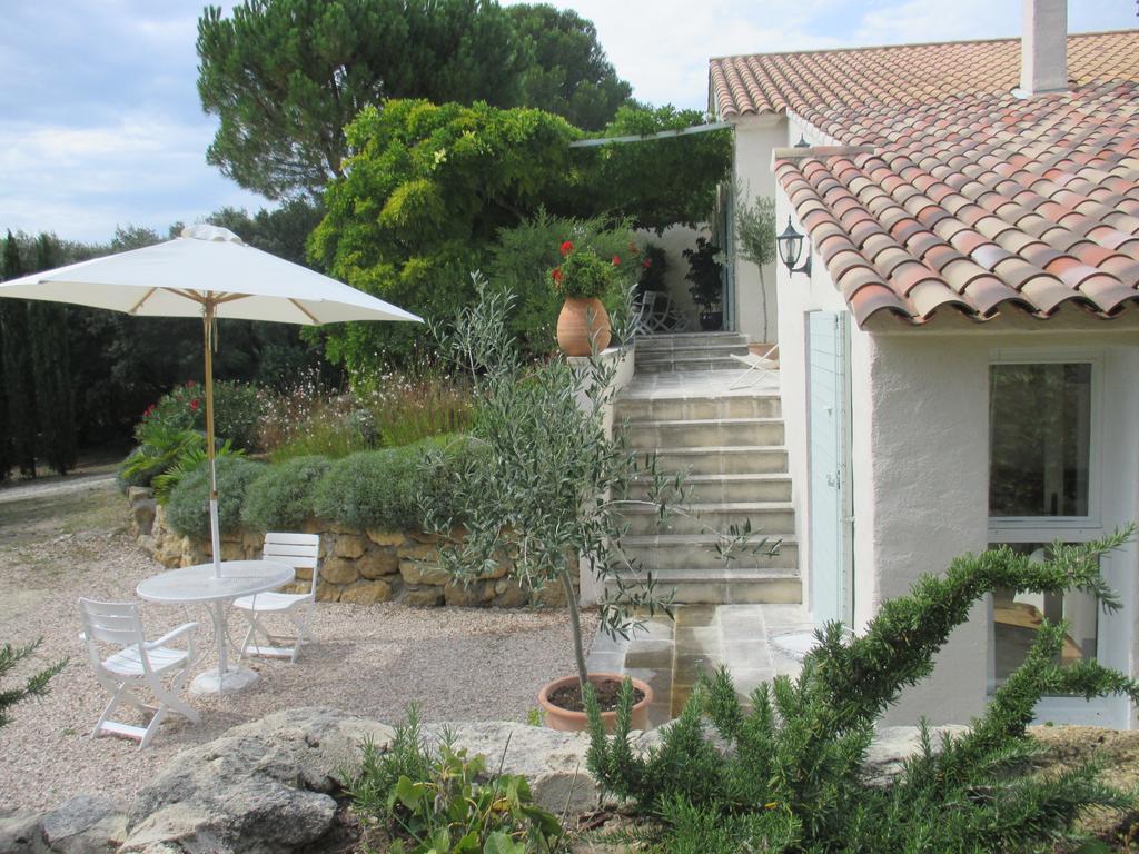 Bed and Breakfast La Tangana Rognes Экстерьер фото