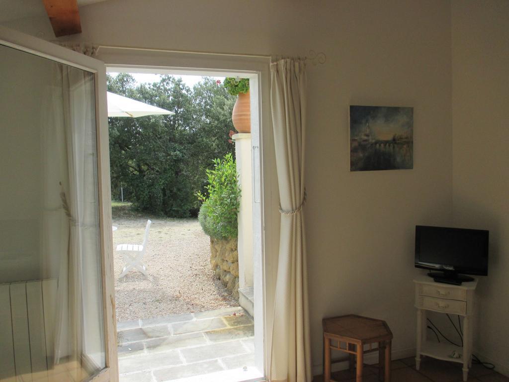 Bed and Breakfast La Tangana Rognes Номер фото