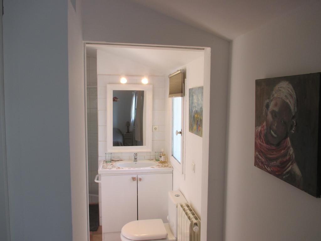 Bed and Breakfast La Tangana Rognes Экстерьер фото