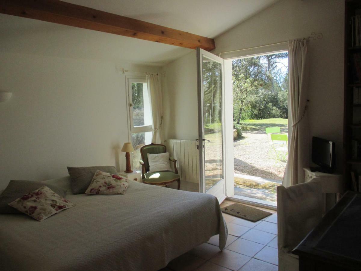 Bed and Breakfast La Tangana Rognes Экстерьер фото
